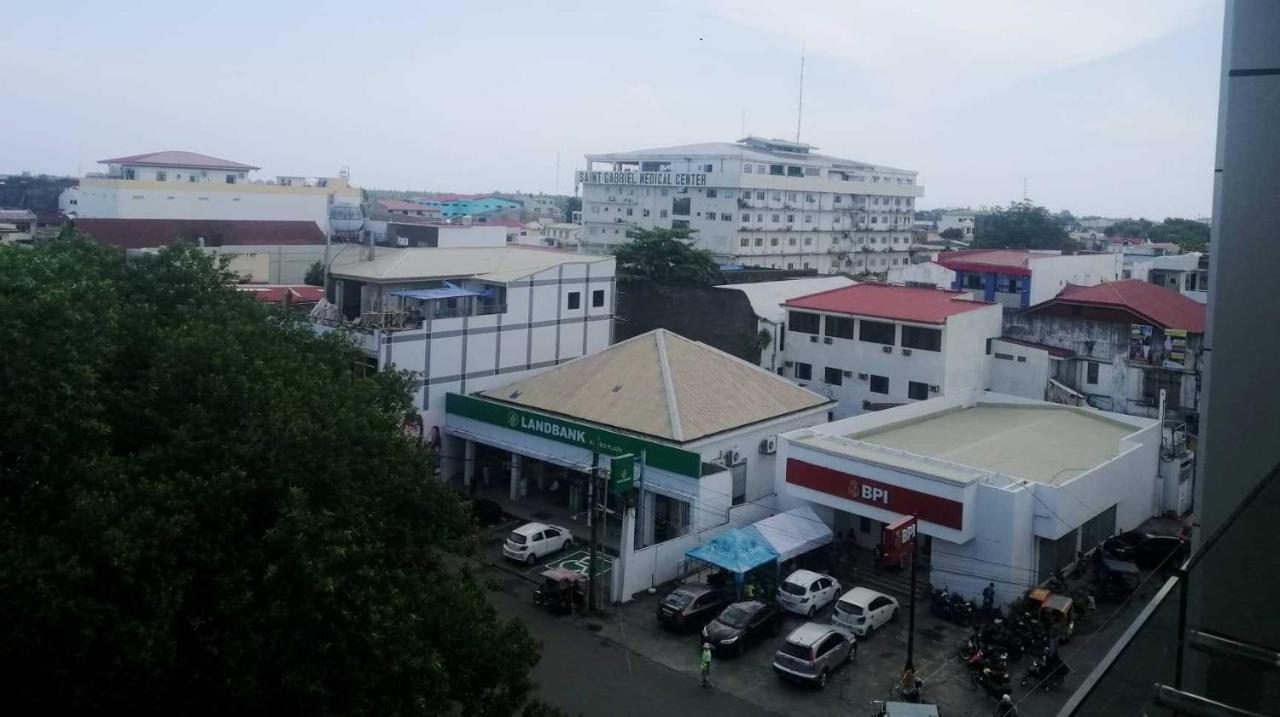 Hotel Gq Plaza Kalibo Exterior foto