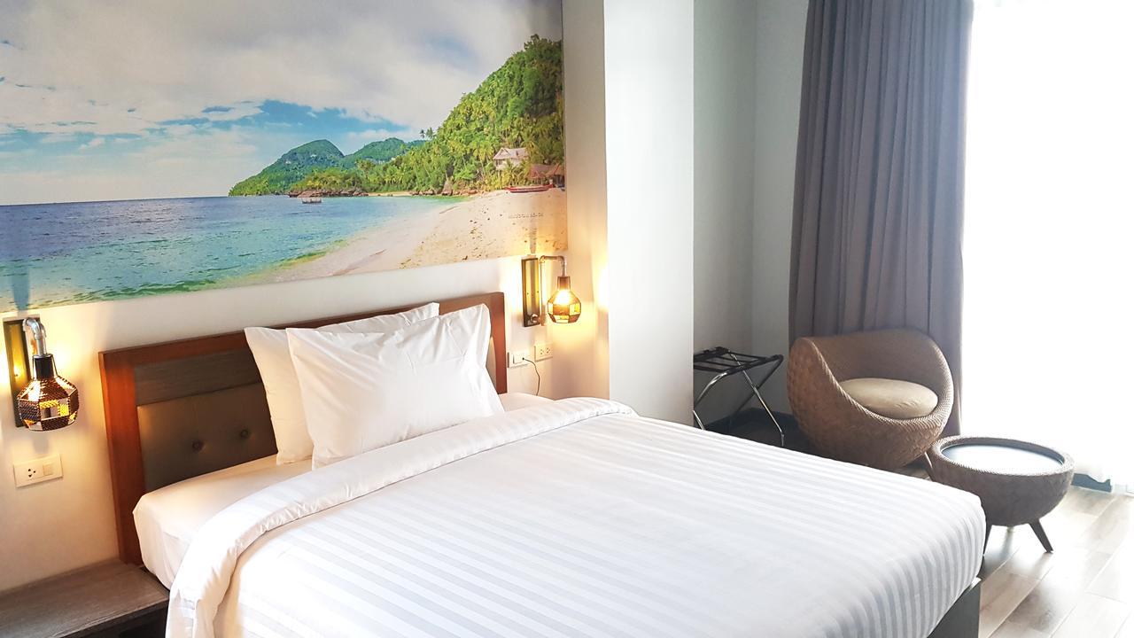 Hotel Gq Plaza Kalibo Exterior foto